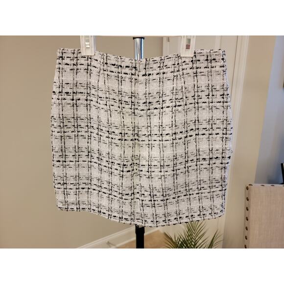 Black and White Skirt Gold Button Accents - Picture 3 of 4